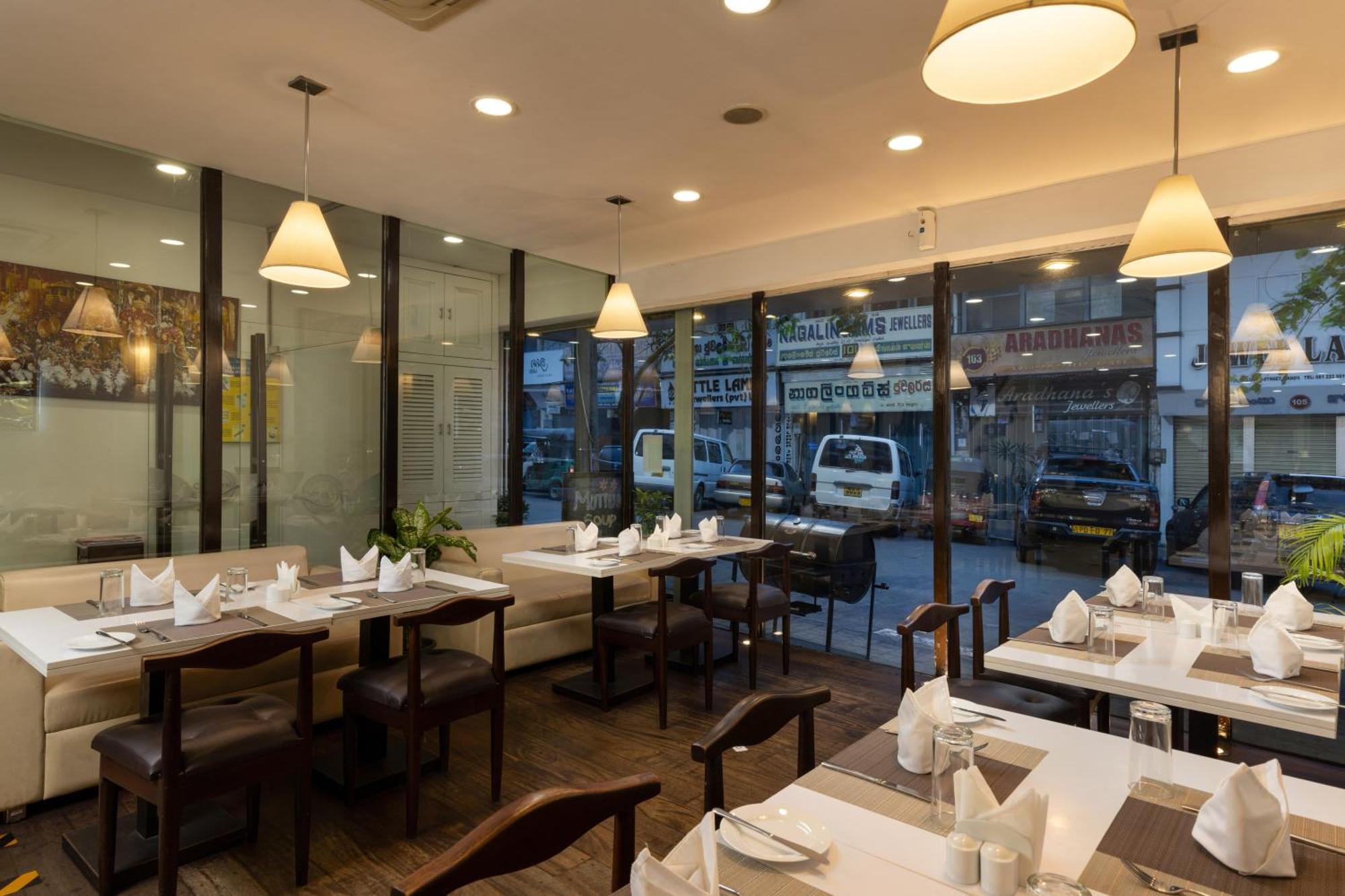 Cafe Aroma