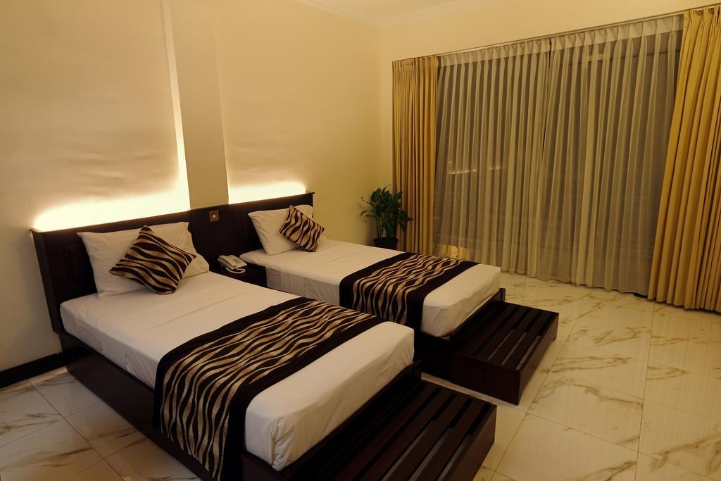 Hotel Cafe Aroma Kandy