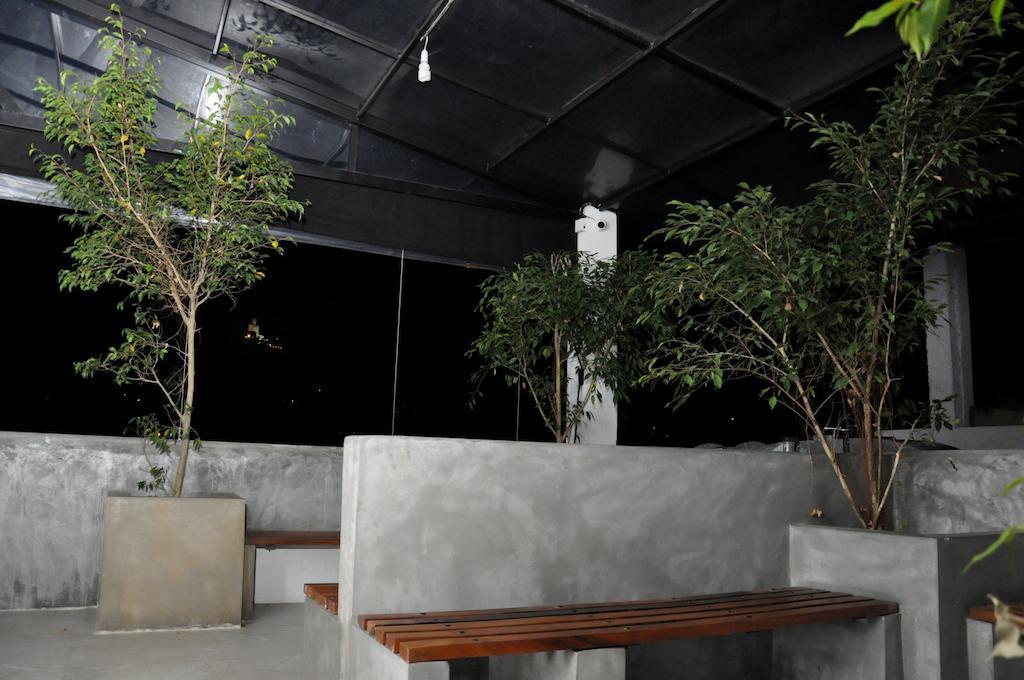 Hotel Cafe Aroma Kandy