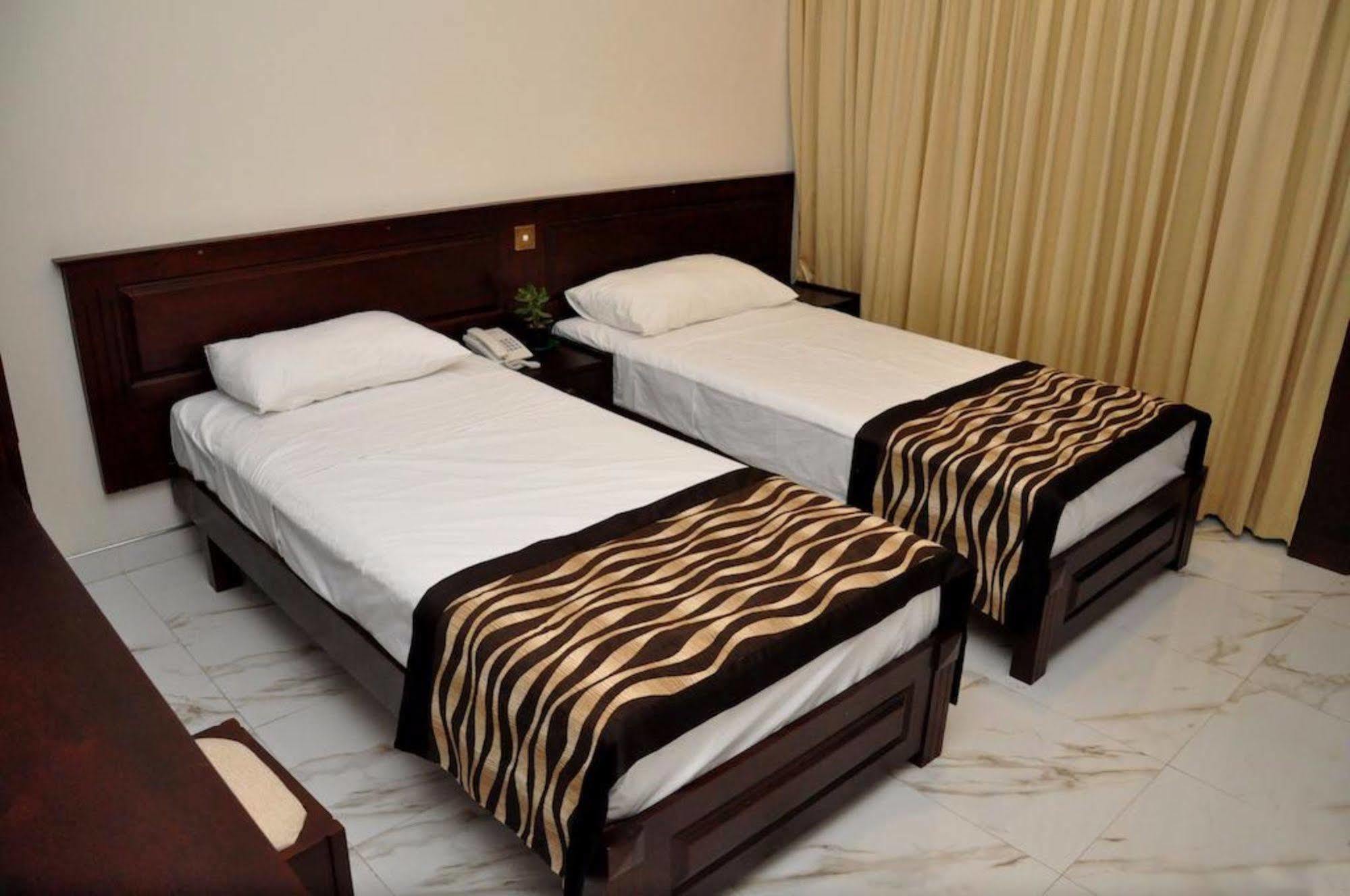 Hotel Cafe Aroma 4*