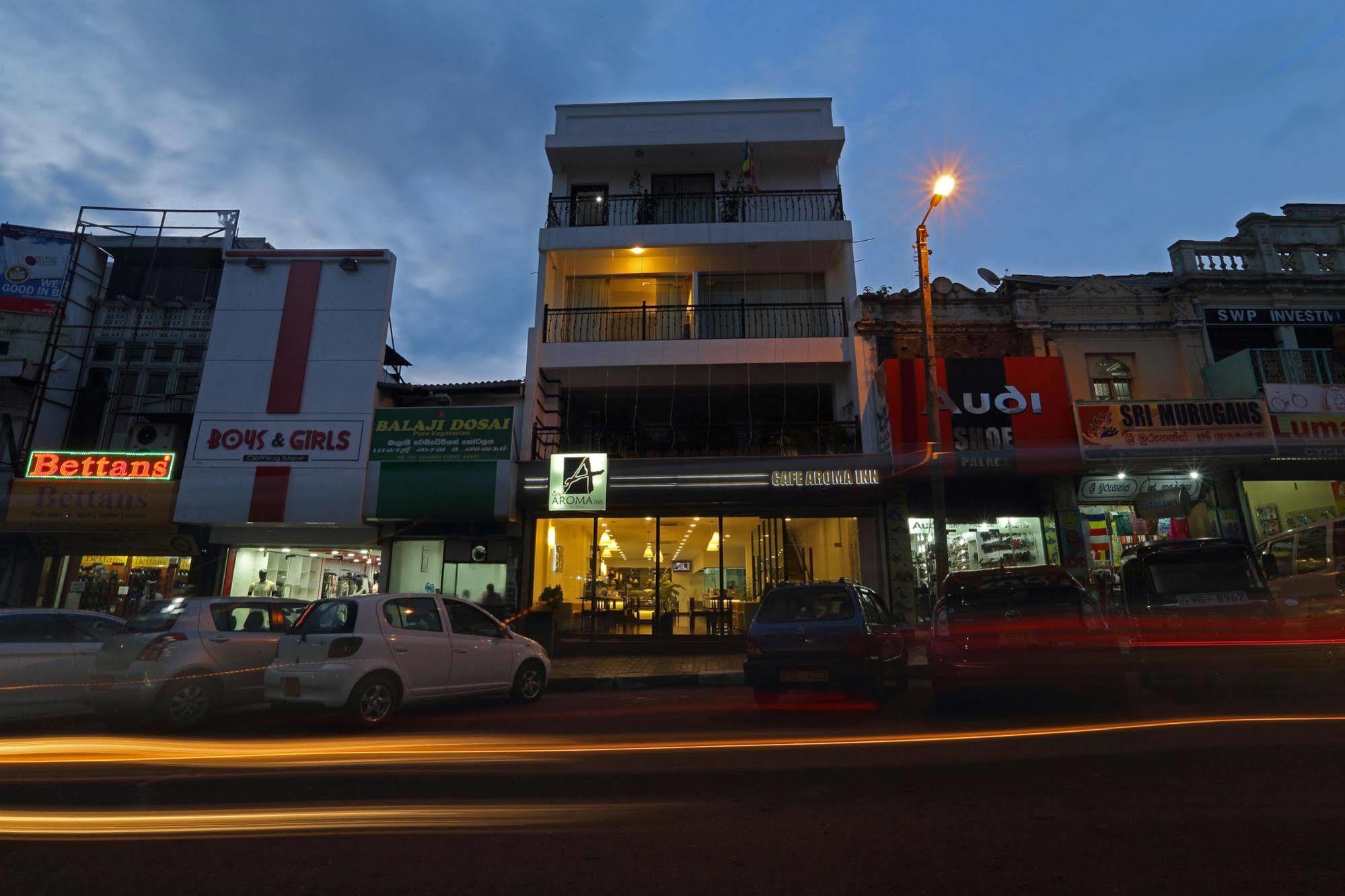 Cafe Aroma Kandy